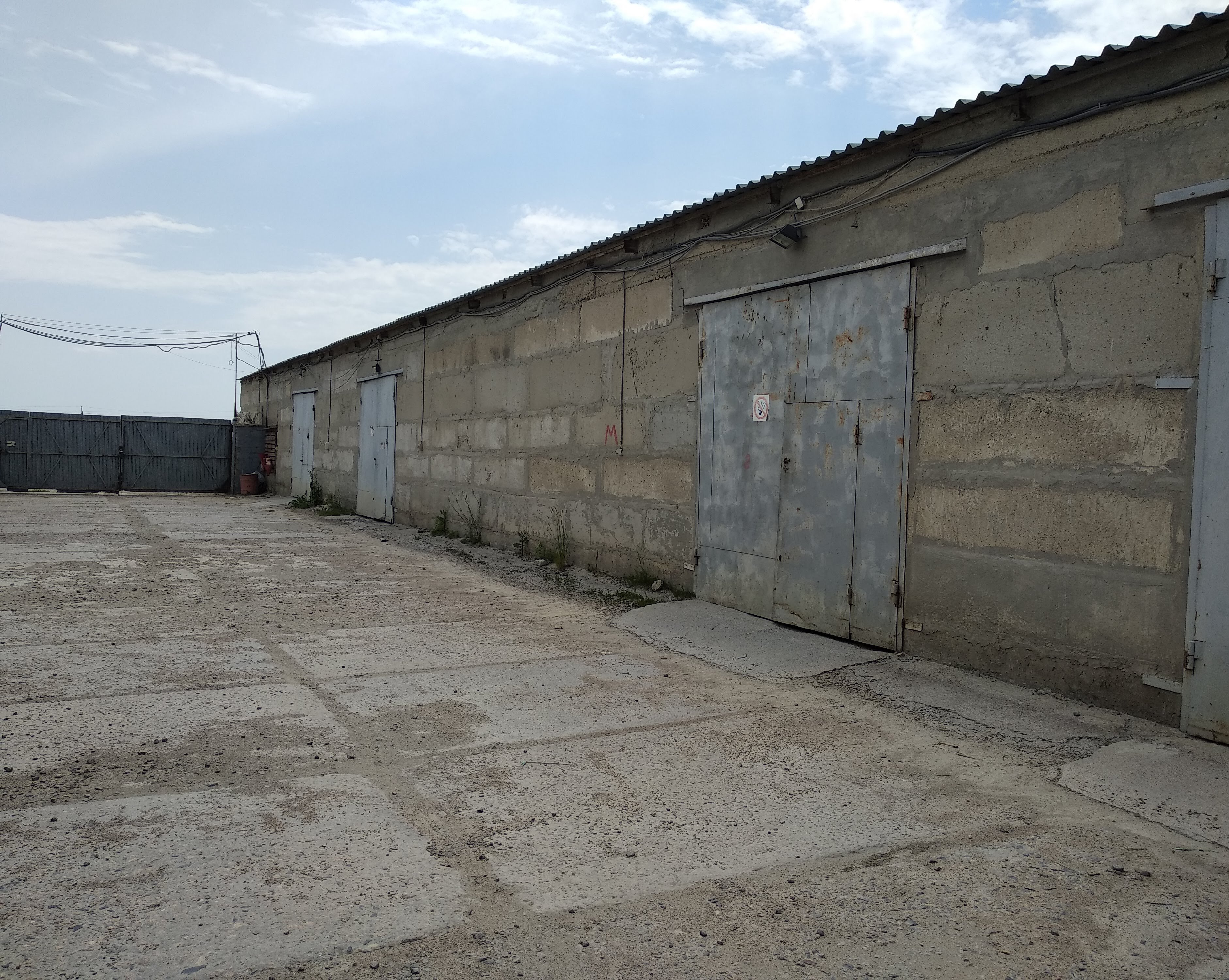Коммерческая недвижимость на ул. Ангарская, 1000 м², 230 000$ — FAKTOR