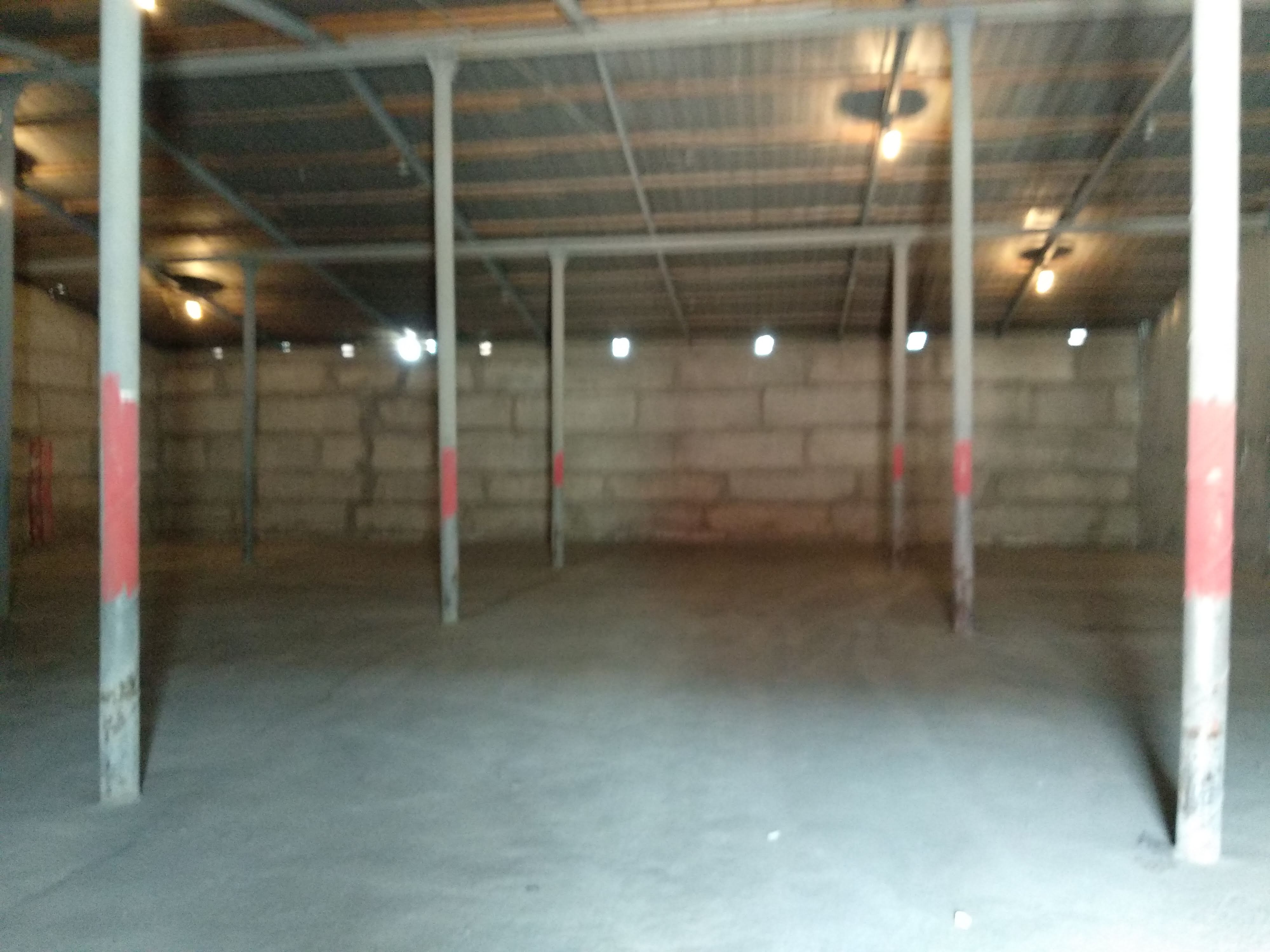 Комерційна нерухомість на вул. Ангарская, 1000 м², 230 000$ — FAKTOR