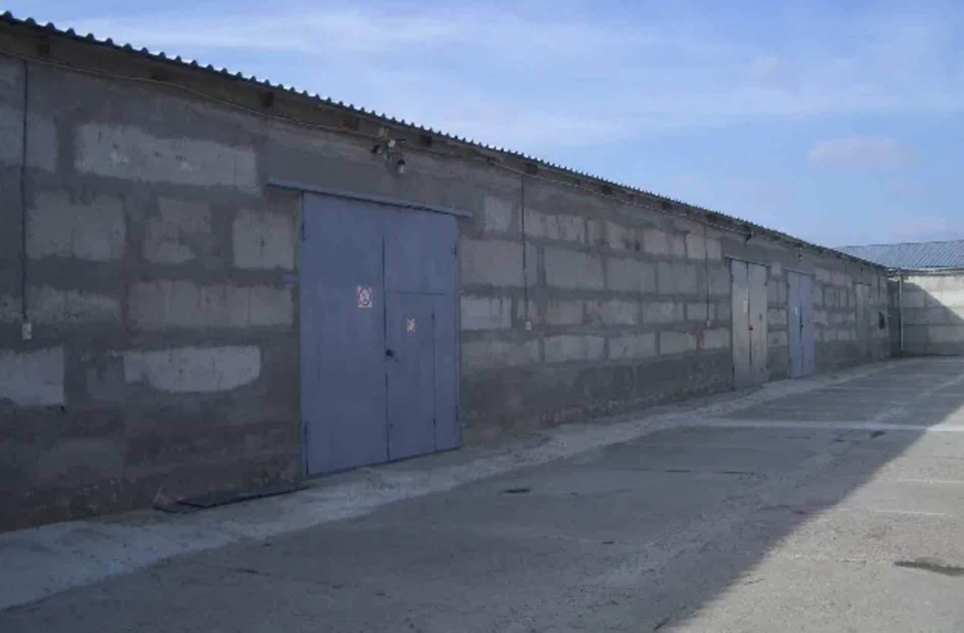 Комерційна нерухомість на вул. Ангарская, 1000 м², 230 000$ — FAKTOR