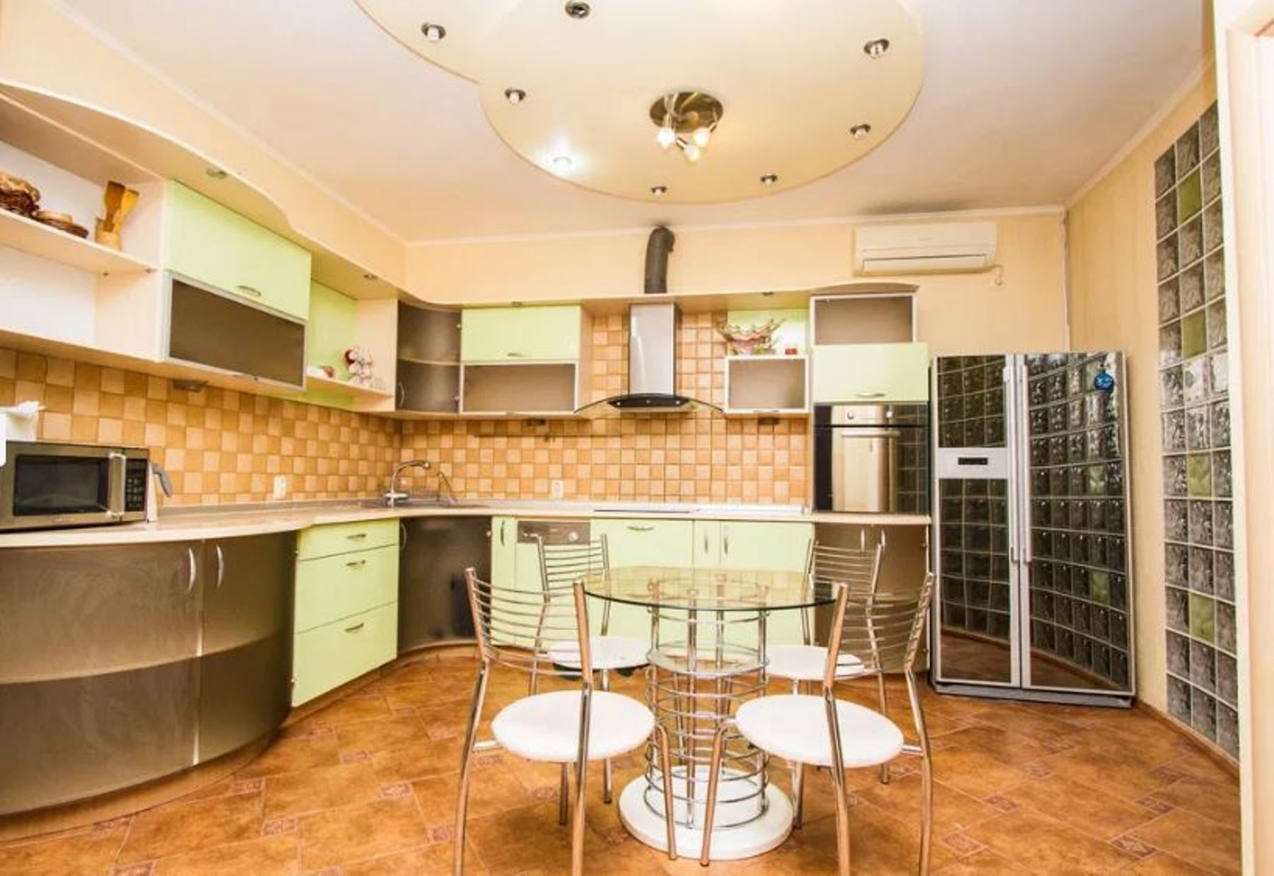 Квартира на ул. Среднефонтанская, 155 м², 115 000$ — FAKTOR