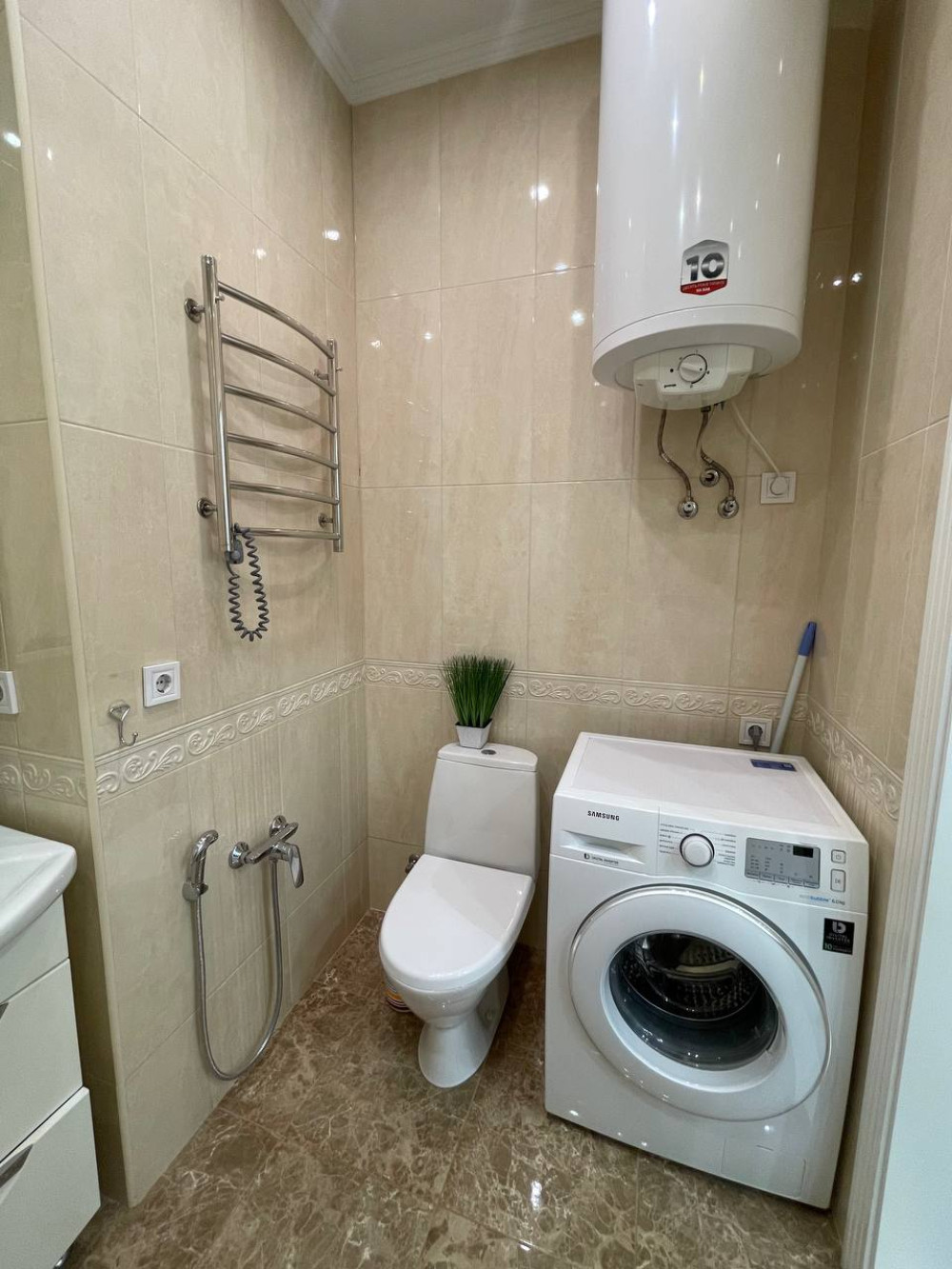 Квартира на вул. Вадатурского Алексея, 73 м², 95 000$ — FAKTOR