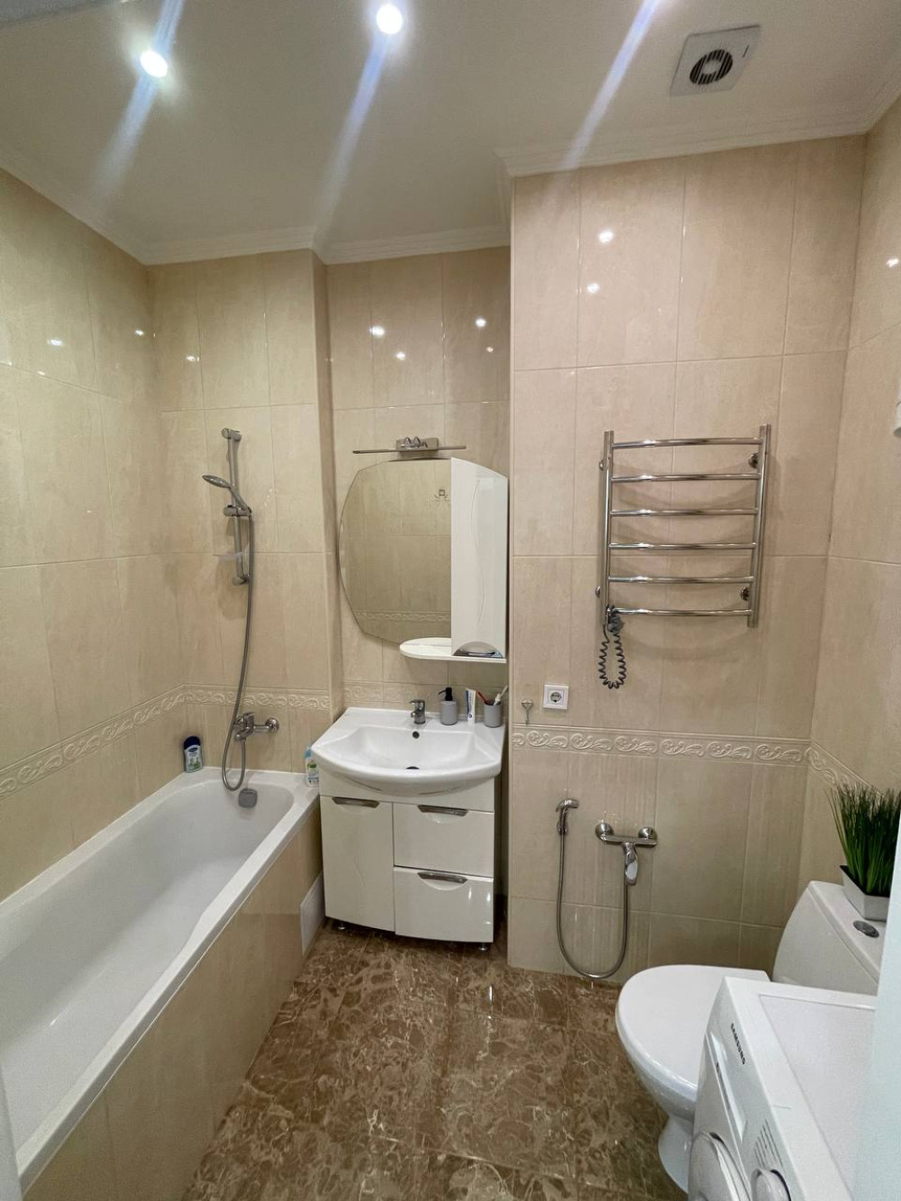 Квартира на вул. Вадатурского Алексея, 73 м², 95 000$ — FAKTOR