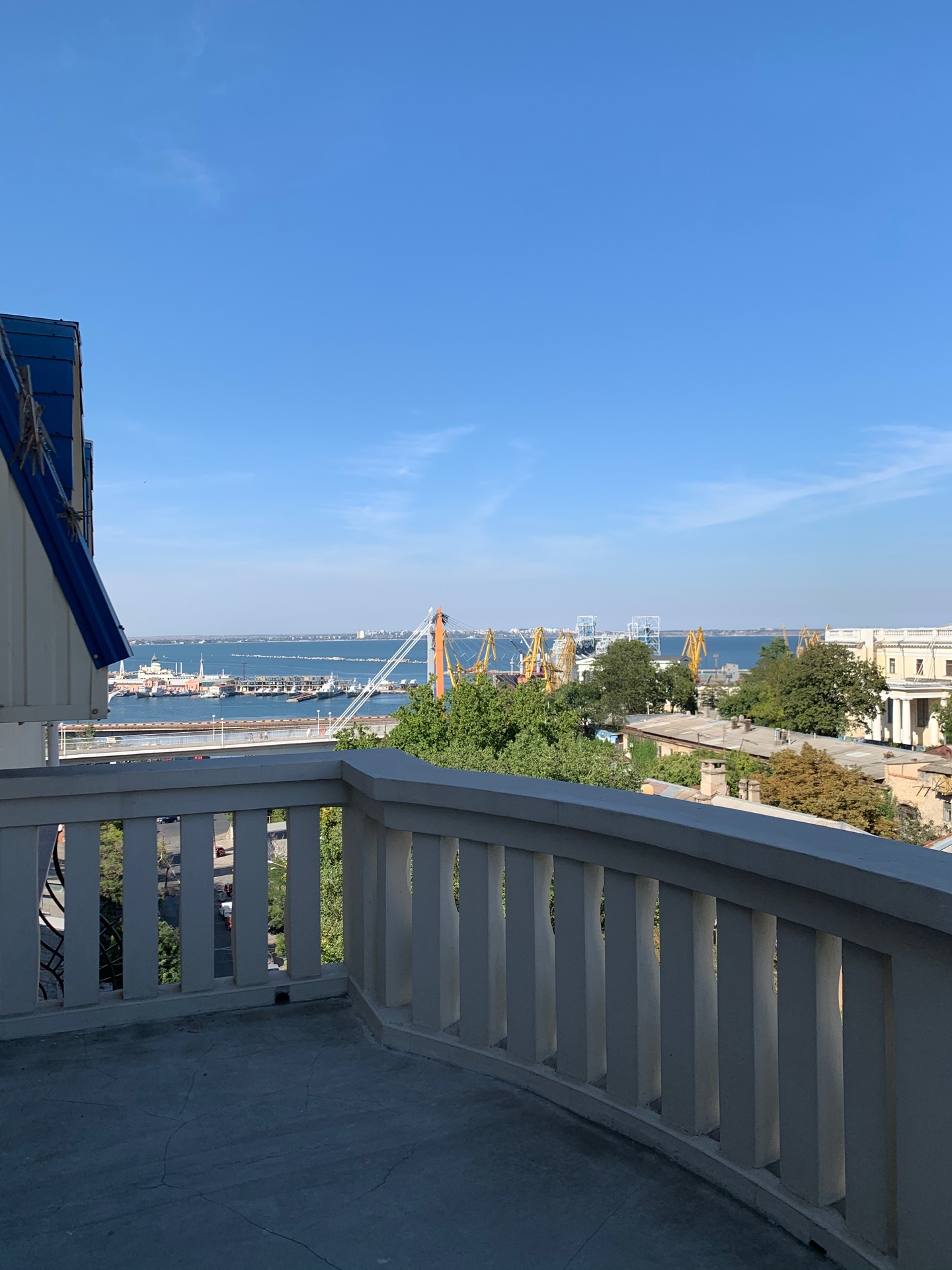 Квартира на вул. Военный Спуск, 214 м², 280 000$ — FAKTOR