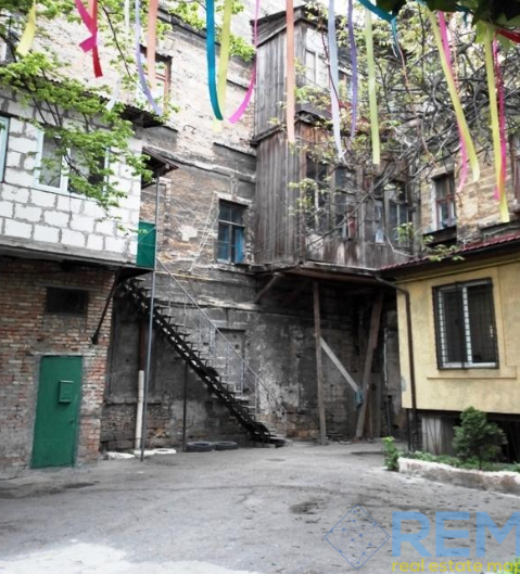Квартира на вул. Дворянская, 20 м², 11 000$ — FAKTOR