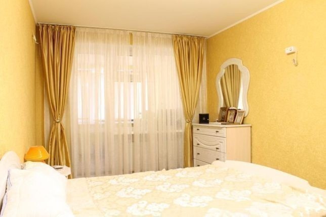 Квартира на ул. Средняя, 74 м², 74 000$ — FAKTOR