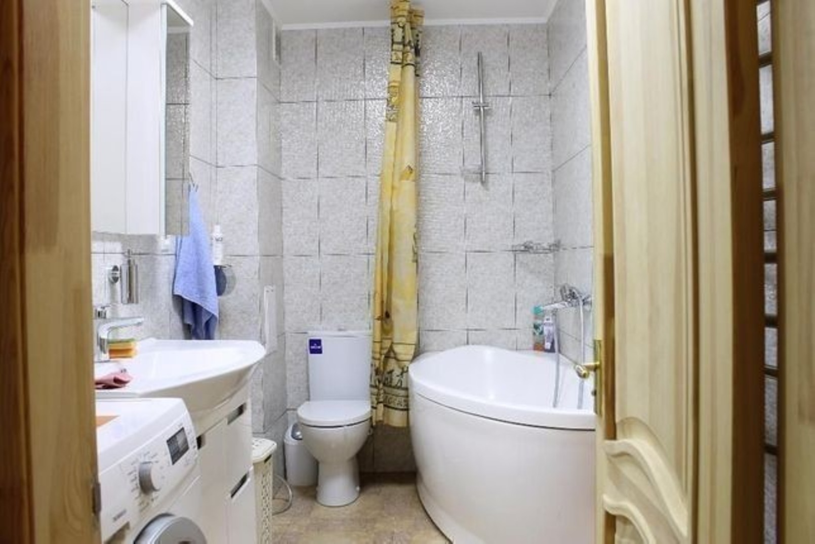 Квартира на вул. Средняя, 74 м², 74 000$ — FAKTOR