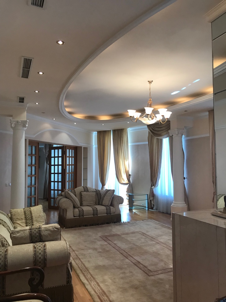 Квартира на ул. Екатерининская площадь, 346 м², 380 000$ — FAKTOR