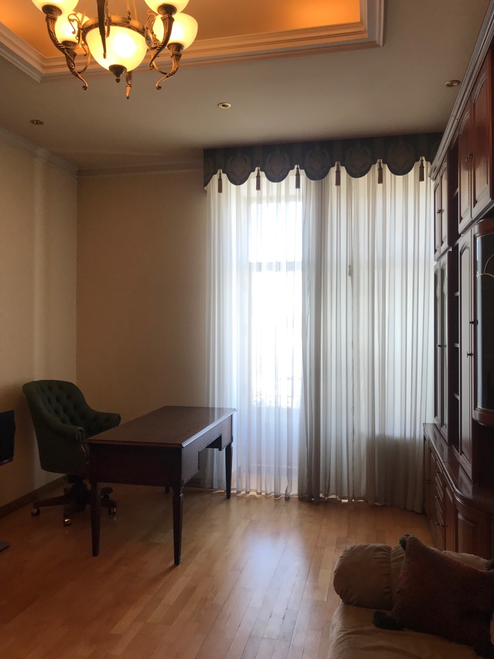 Квартира на вул. Екатерининская площадь, 346 м², 380 000$ — FAKTOR
