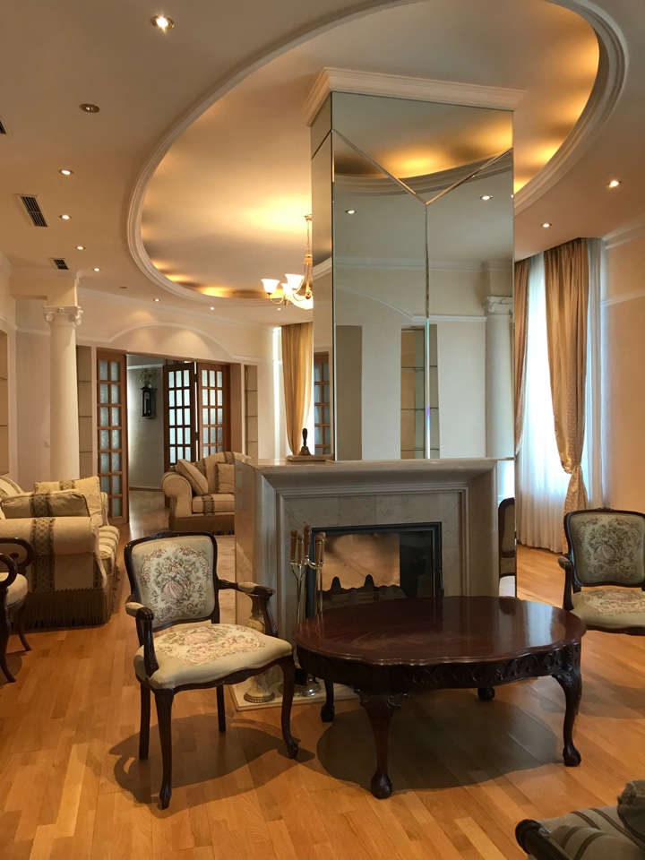 Квартира на вул. Екатерининская площадь, 346 м², 380 000$ — FAKTOR