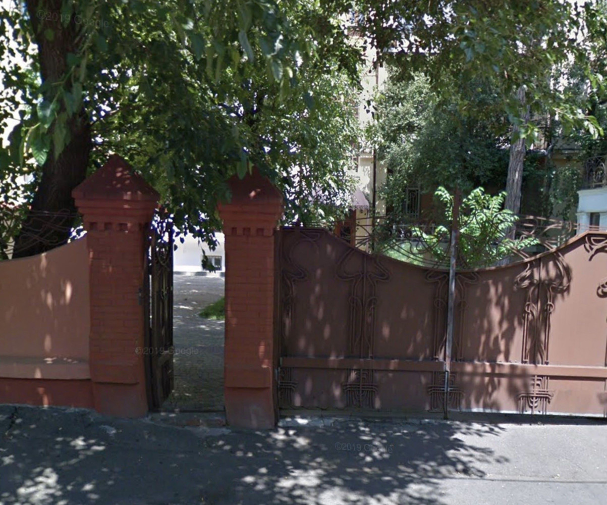 Квартира на ул. Отрадная, 150 м², 225 000$ — FAKTOR