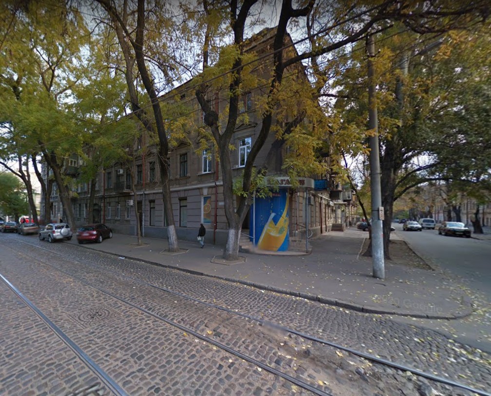Комерційна нерухомість на вул. Лютеранский пер., 120 м², 240 000$ — FAKTOR
