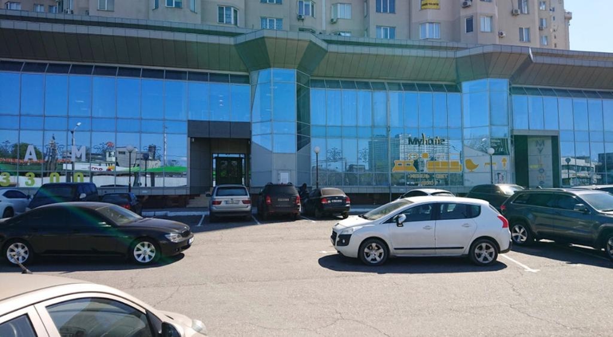 Коммерческая недвижимость на ул. Среднефонтанская, 1472 м², 1 500 000$ — FAKTOR