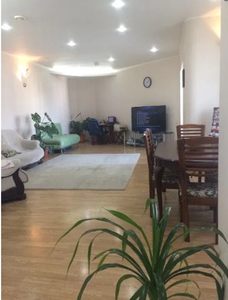 Квартира на ул. Армейская, 142 м², 145 000$ — FAKTOR