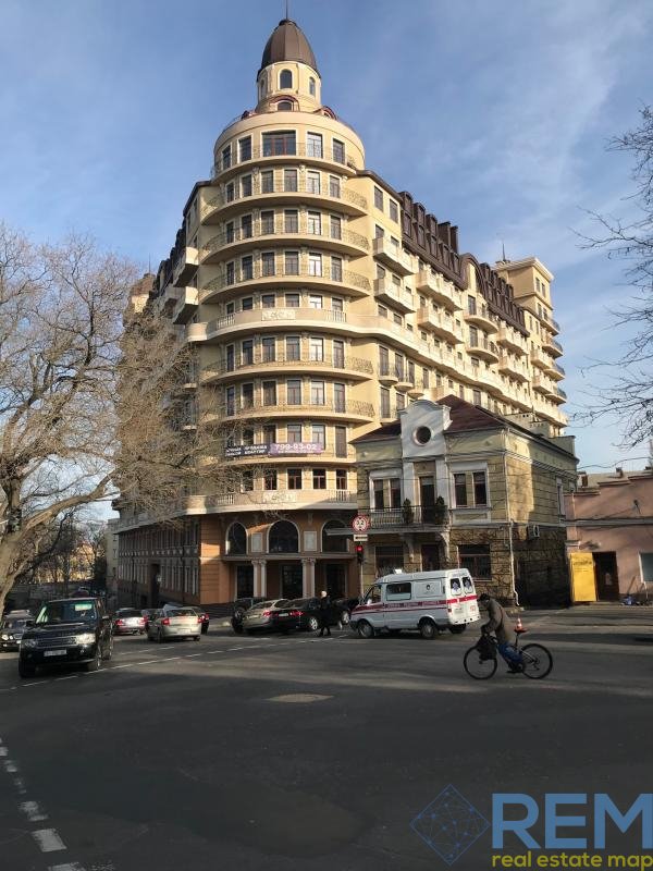 Квартира на ул. Военный Спуск, 303 м², 910 000$ — FAKTOR