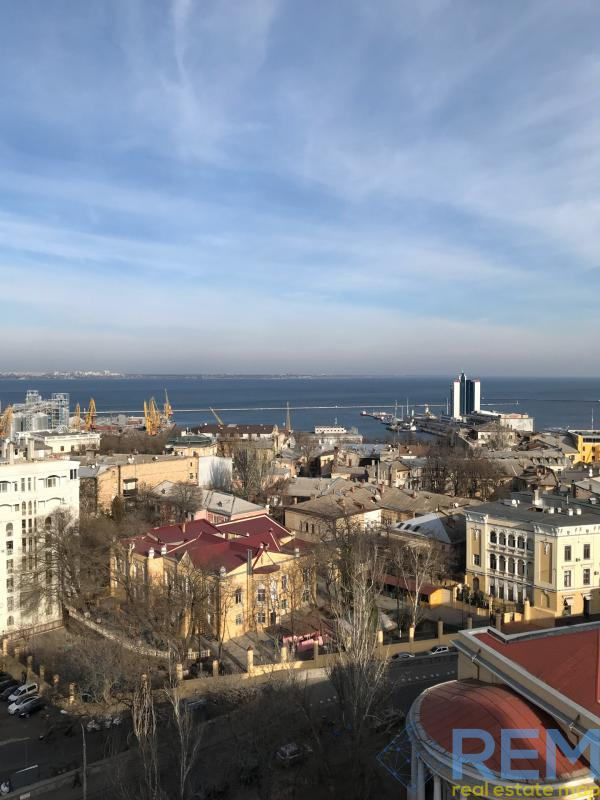 Квартира на вул. Военный Спуск, 303 м², 910 000$ — FAKTOR