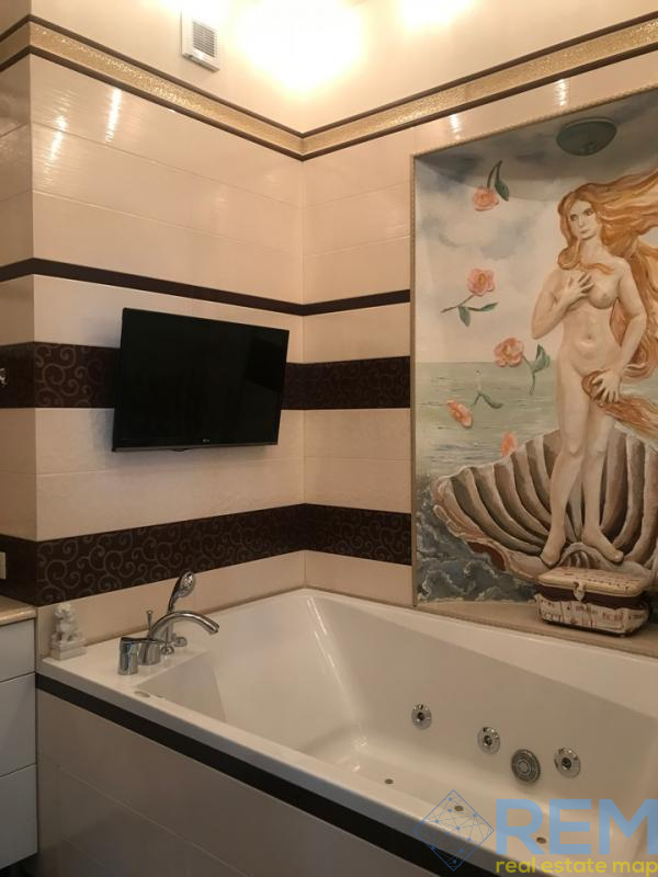 Квартира на ул. Генуэзская, 143 м², 450 000$ — FAKTOR