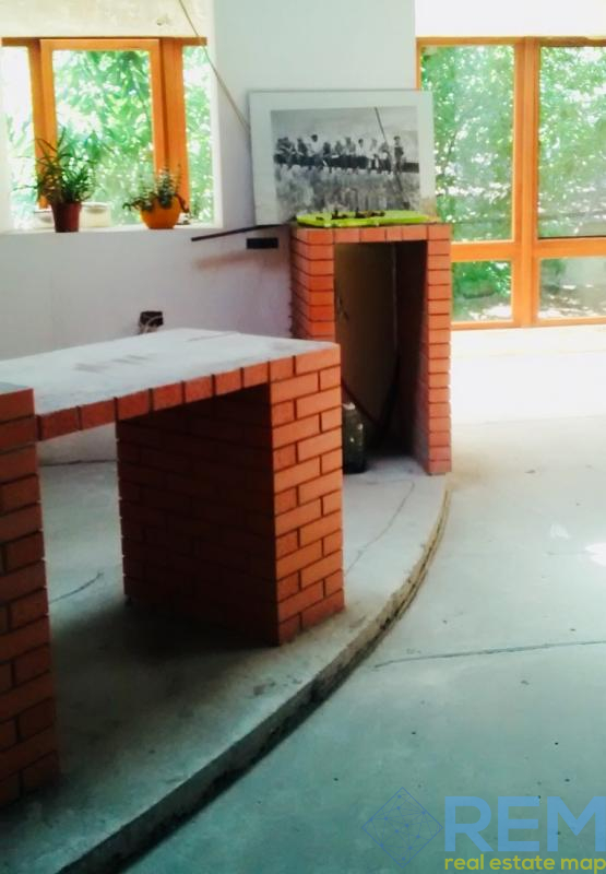 Квартира на вул. Ясная, 254 м², 230 000$ — FAKTOR