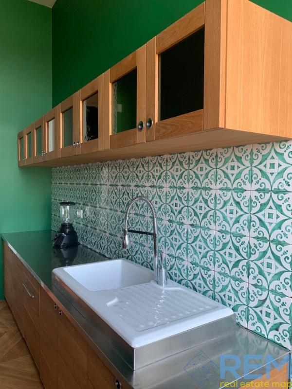 Квартира на вул. Екатерининская, 180 м², 450 000$ — FAKTOR