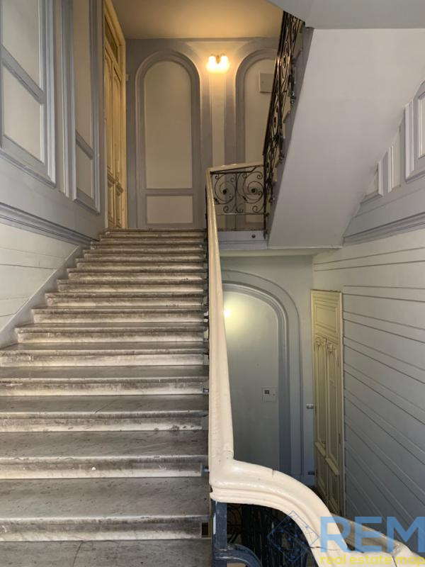 Квартира на вул. Екатерининская, 180 м², 450 000$ — FAKTOR