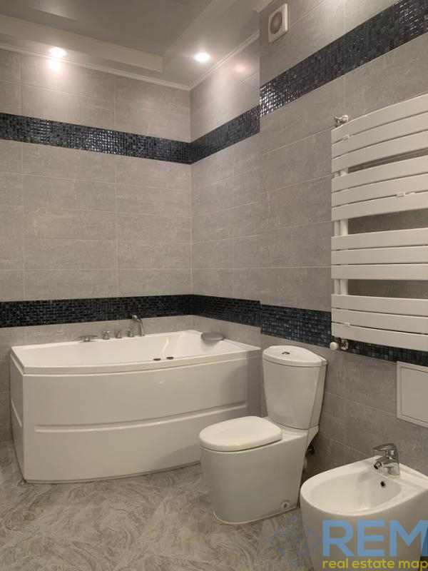 Квартира на вул. Лидерсовский бульвар, 196 м², 580 000$ — FAKTOR