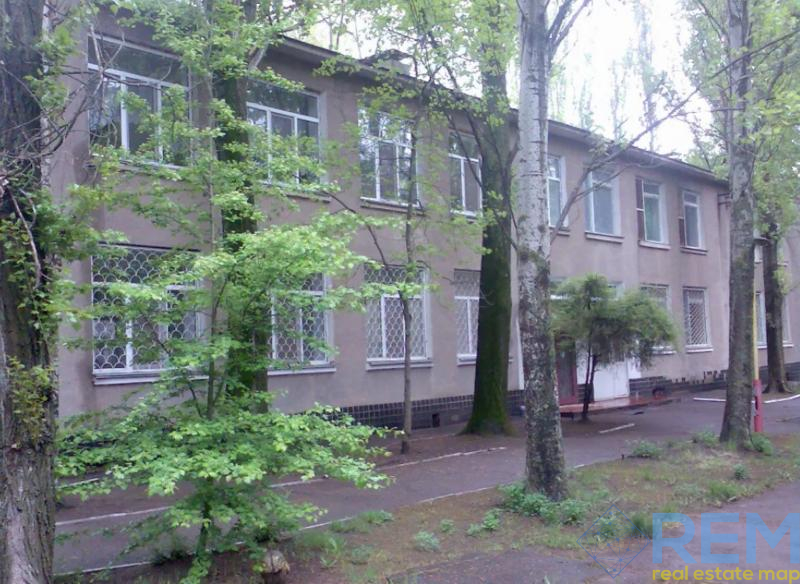 Дом на ул. Героев обороны Одессы, 2560 м², 1 000 000$ — FAKTOR