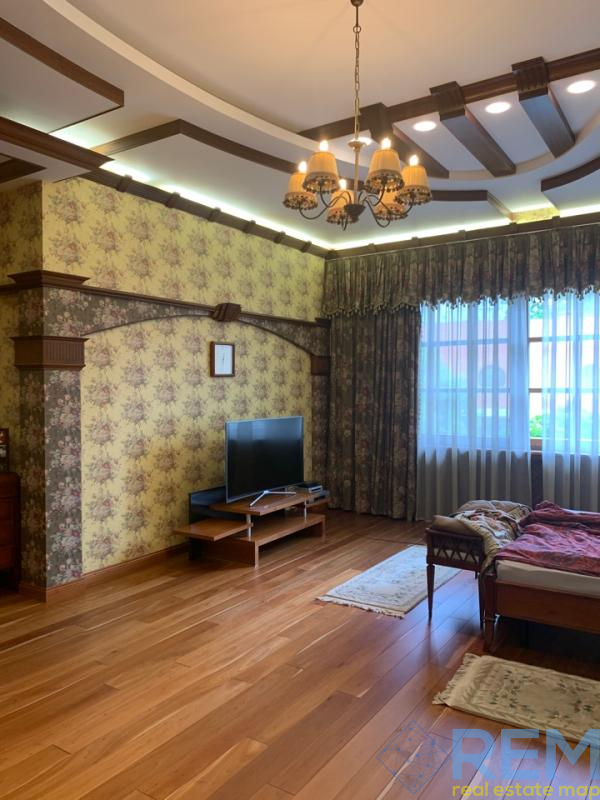 Дом на ул. Бернардацци, 600 м², 1 500 000$ — FAKTOR