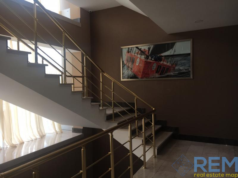Коммерческая недвижимость на ул. Бернардацци, 176 м², 281 600$ — FAKTOR