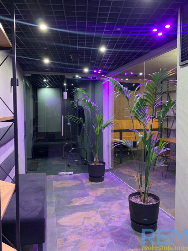 Коммерческая недвижимость на ул. Каманина, 289 м², 500 000$ — FAKTOR