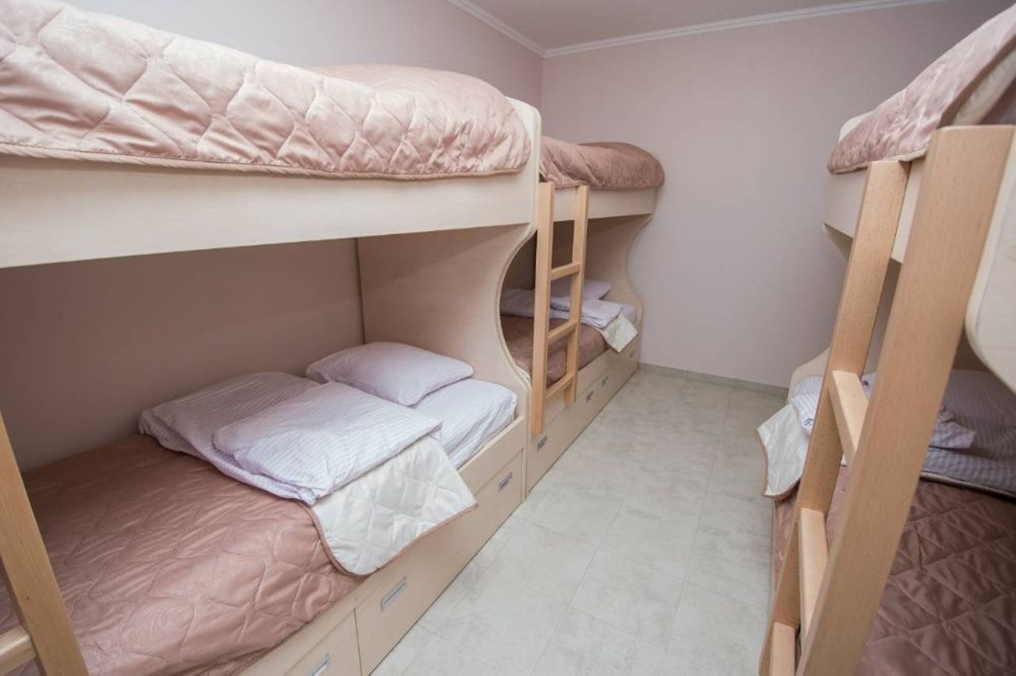Коммерческая недвижимость на ул. Нежинская, 300 м², 500 000$ — FAKTOR