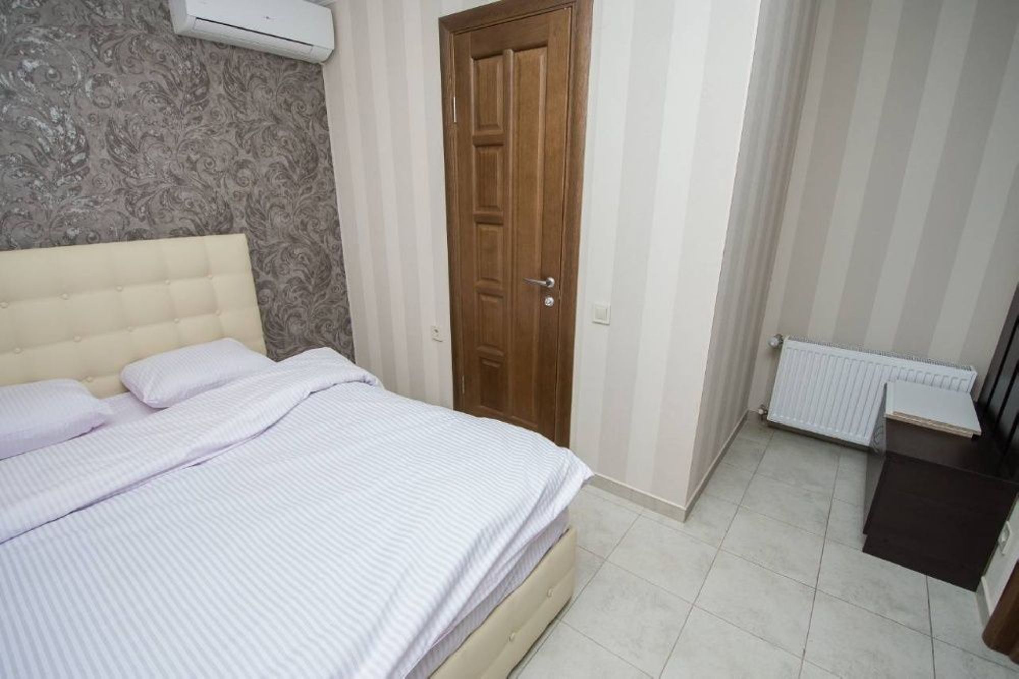 Коммерческая недвижимость на ул. Нежинская, 300 м², 500 000$ — FAKTOR