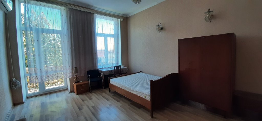 Квартира на ул. Нежинская, 295 м², 155 000$ — FAKTOR