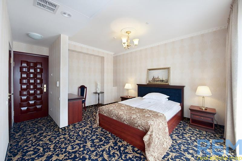 Коммерческая недвижимость на ул. Еврейская, 2400 м², 7 000 000$ — FAKTOR