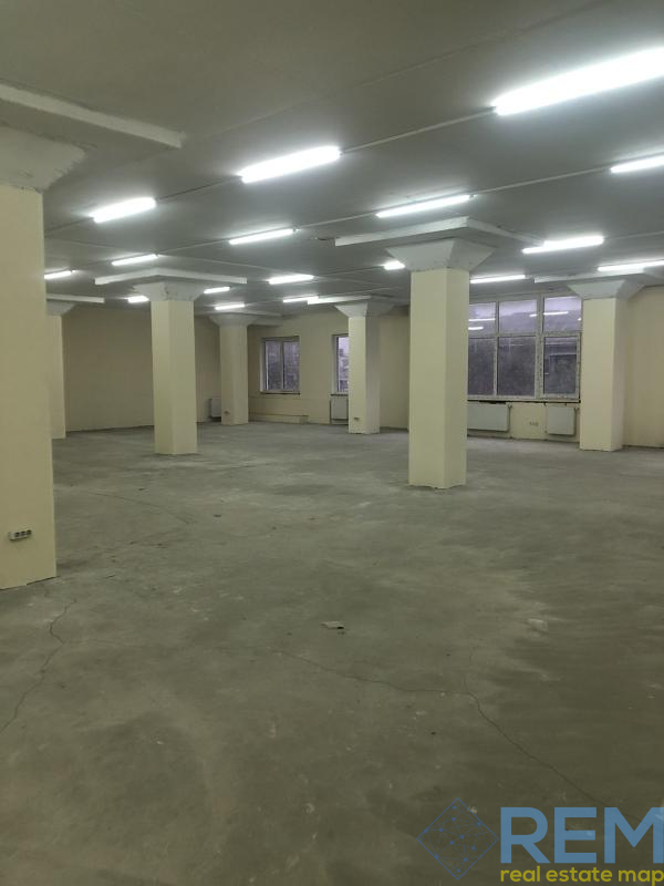 Коммерческая недвижимость на ул. Вице-Адмирала Жукова, 505 м², 650 000$ — FAKTOR
