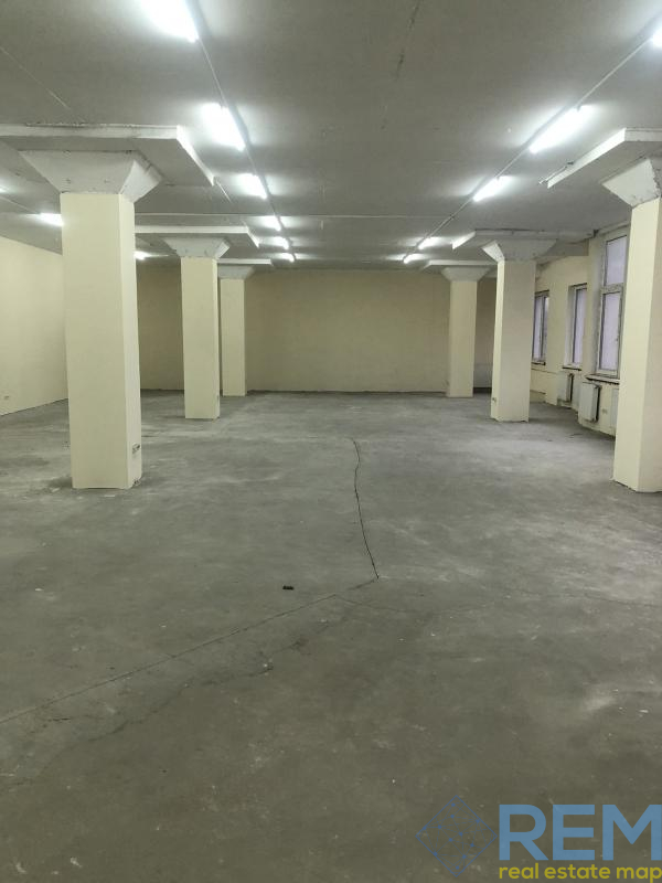 Коммерческая недвижимость на ул. Вице-Адмирала Жукова, 505 м², 650 000$ — FAKTOR