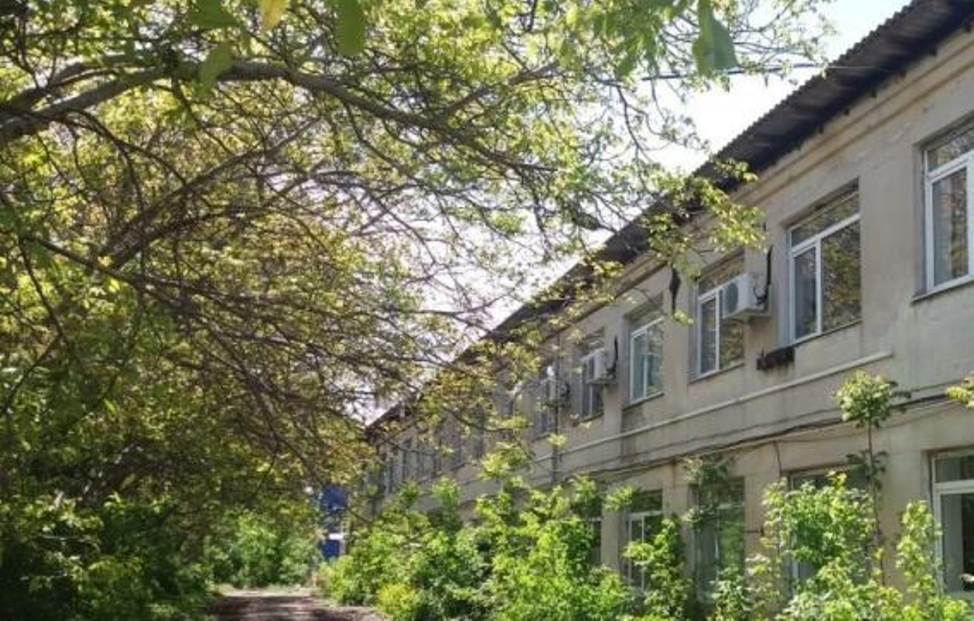 Коммерческая недвижимость на ул. Аэропортовская, 2500 м², 1 100 000$ — FAKTOR
