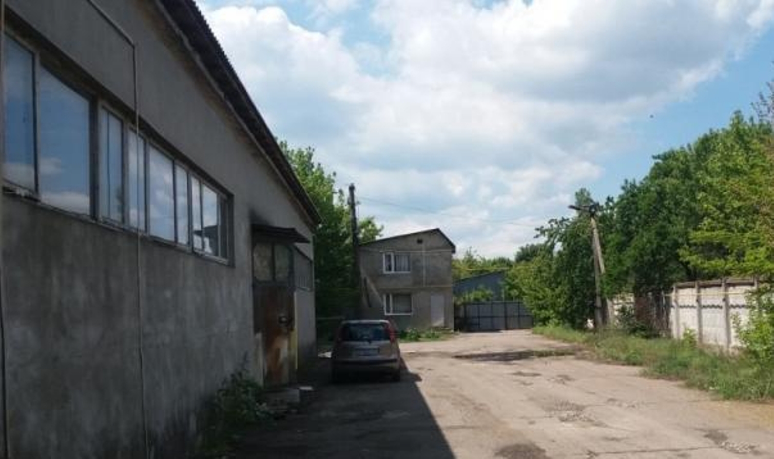 Коммерческая недвижимость на ул. Аэропортовская, 2500 м², 1 100 000$ — FAKTOR