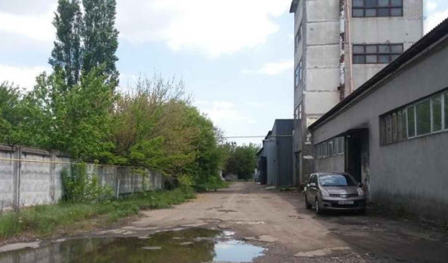 Коммерческая недвижимость на ул. Аэропортовская, 2500 м², 1 100 000$ — FAKTOR