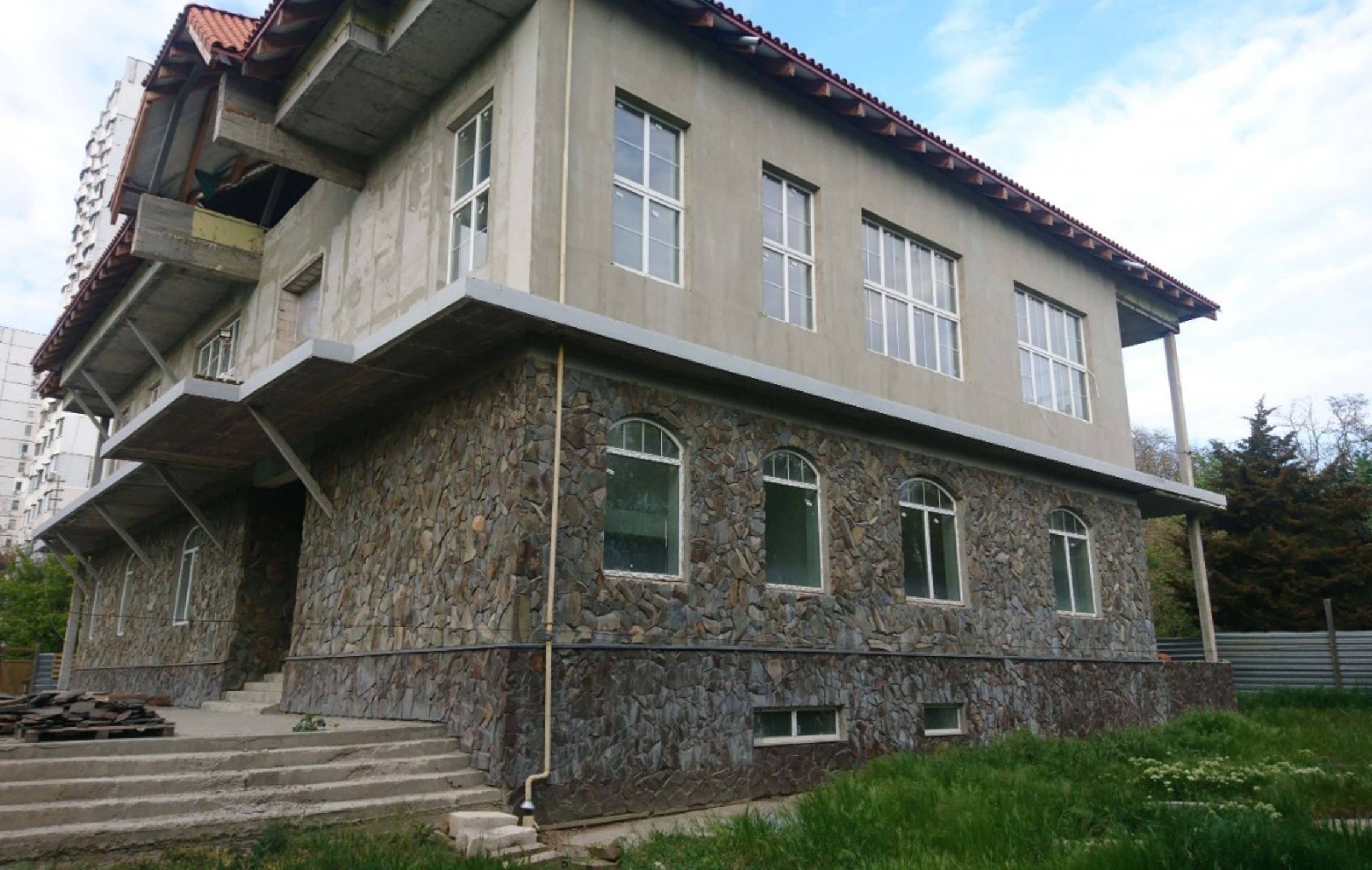 Коммерческая недвижимость на ул. Добровольского проспект, 1550 м², 1 300 000$ — FAKTOR