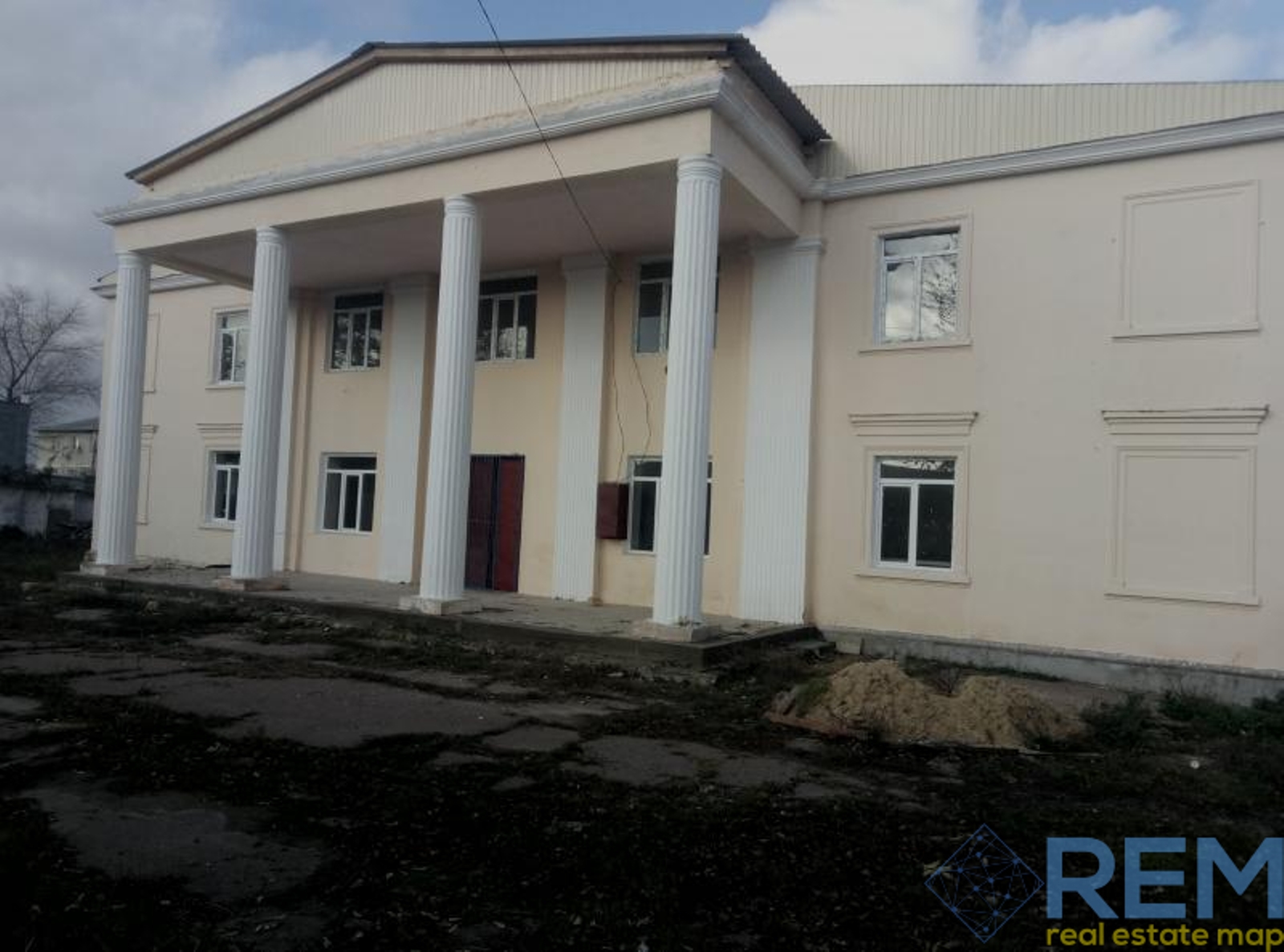 Коммерческая недвижимость на ул. Агрономическая, 1350 м², 230 000$ — FAKTOR