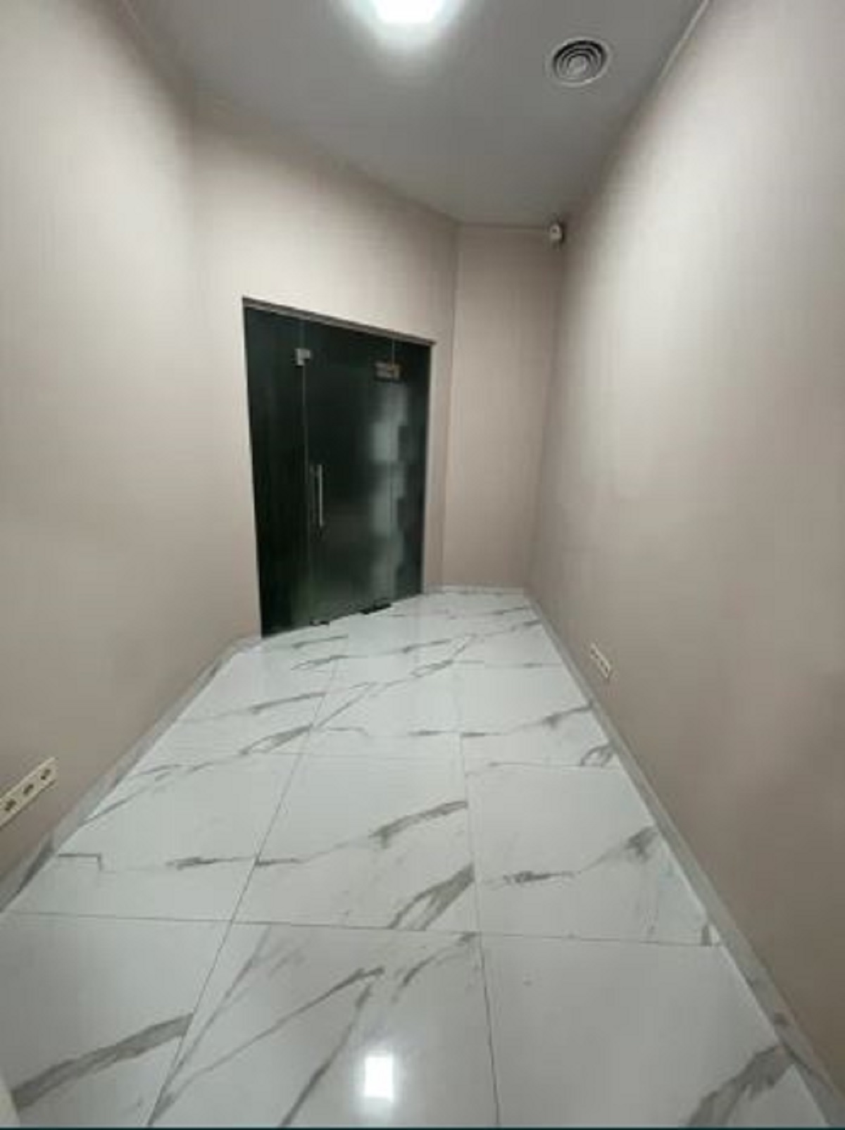 Коммерческая недвижимость на ул. Французский бульвар, 143 м², 305 000$ — FAKTOR