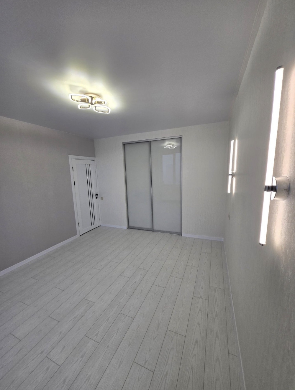 Квартира на вул. Солнечная (Приморский), 50 м², 70 000$ — FAKTOR
