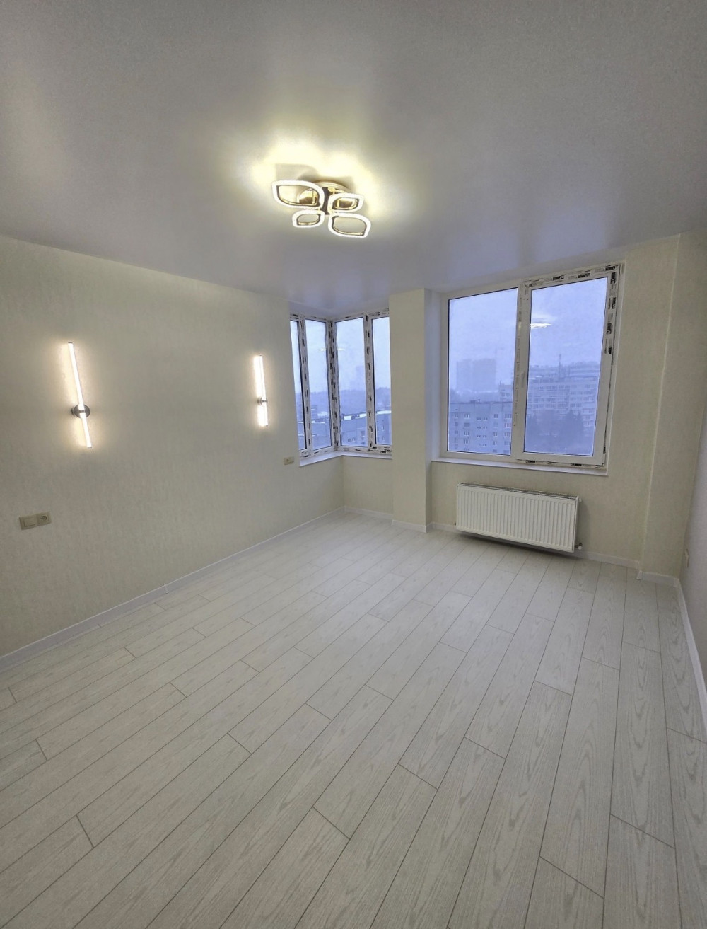 Квартира на вул. Солнечная (Приморский), 50 м², 70 000$ — FAKTOR