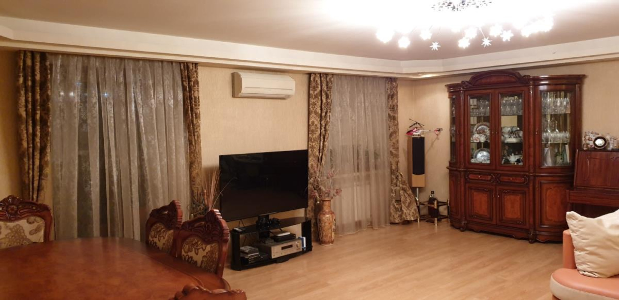 Квартира на ул. Косвенная, 132 м², 105 000$ — FAKTOR