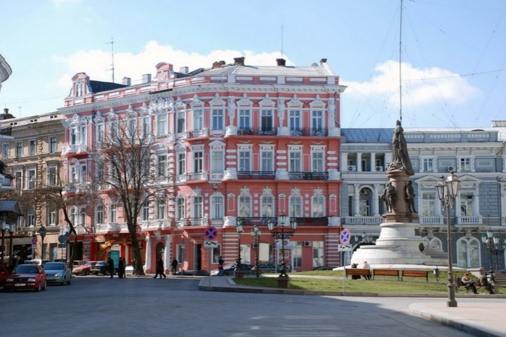 Квартира на ул. Екатерининская, 185 м², 200 000$ — FAKTOR