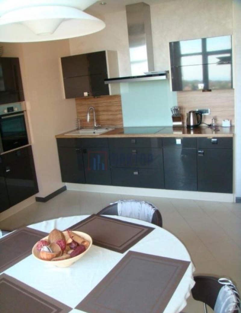 Квартира на вул. Тенистая, 75 м², 150 000$ — FAKTOR