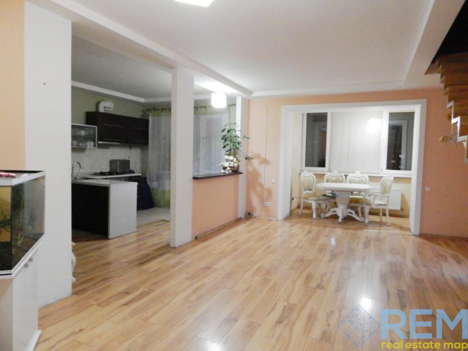 Квартира на вул. Дюковская, 134 м², 85 000$ — FAKTOR
