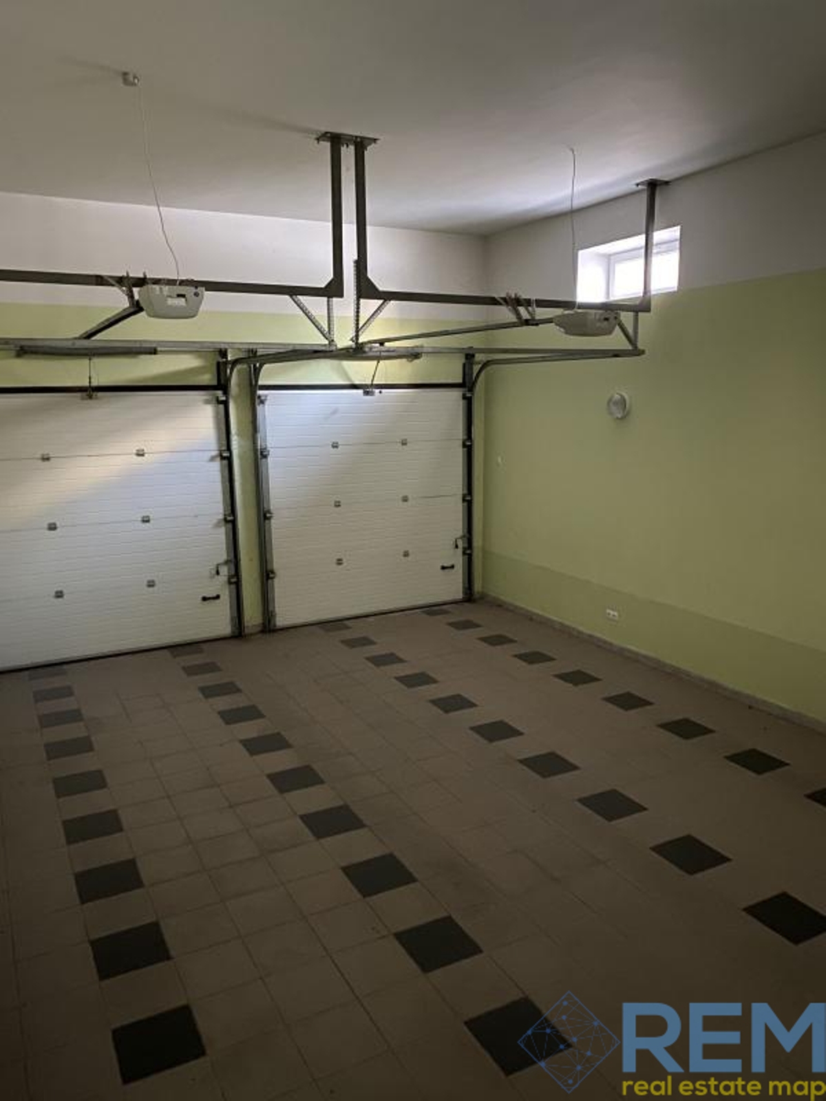 Коммерческая недвижимость на ул. Леваневского тупик, 900 м², 750 000$ — FAKTOR