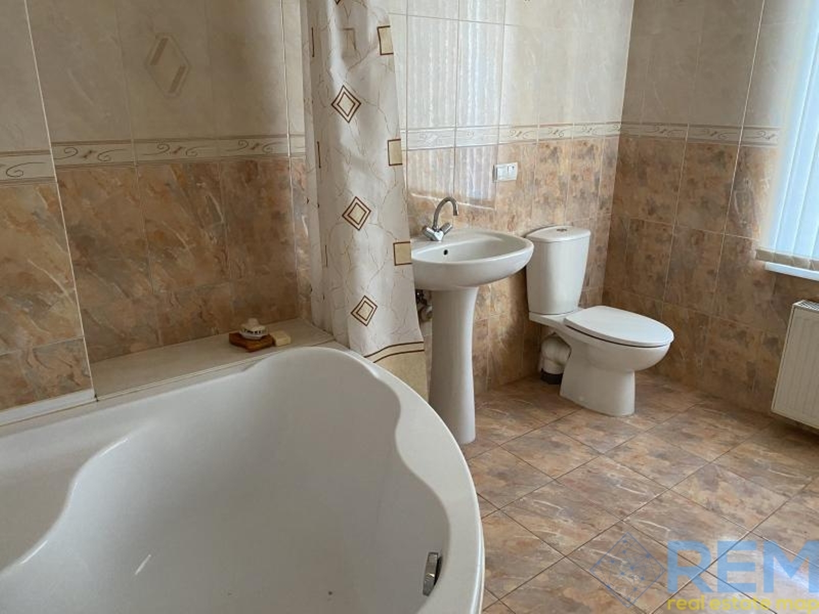 Коммерческая недвижимость на ул. Леваневского тупик, 900 м², 750 000$ — FAKTOR