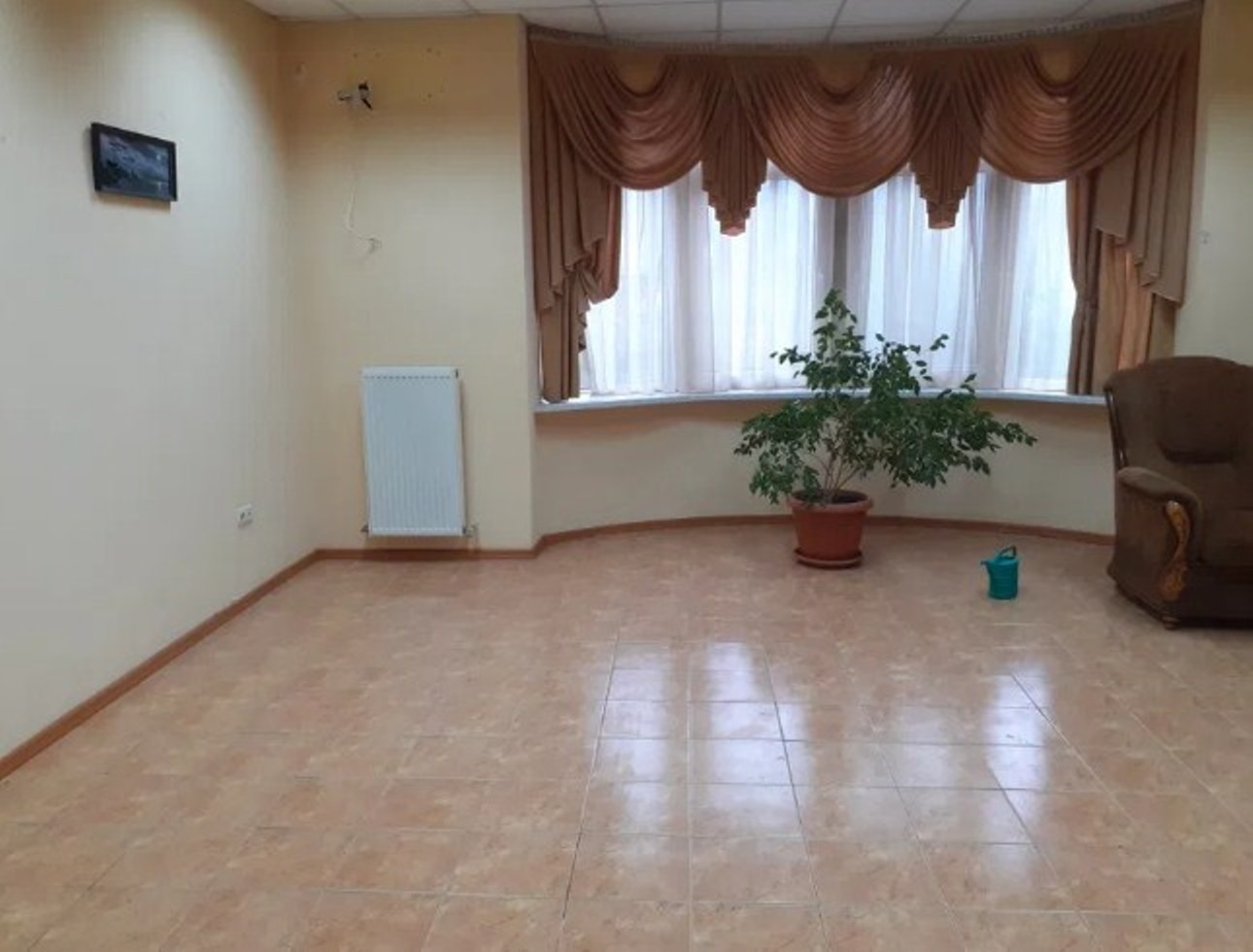 Дом на ул. Братьев Стыцьковских, 495 м², 240 000$ — FAKTOR