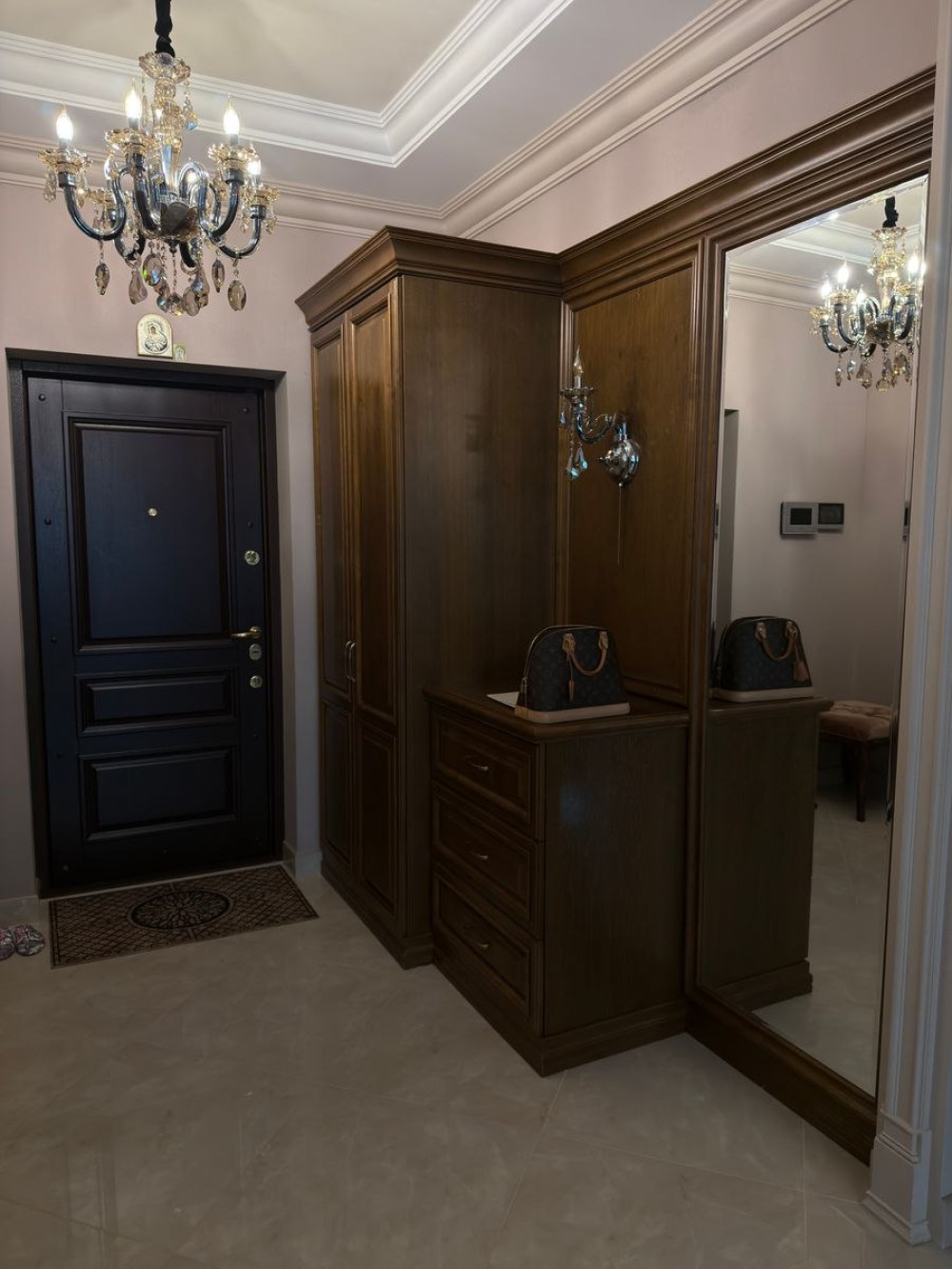 Квартира на вул. Армейская, 110 м², 200 000$ — FAKTOR